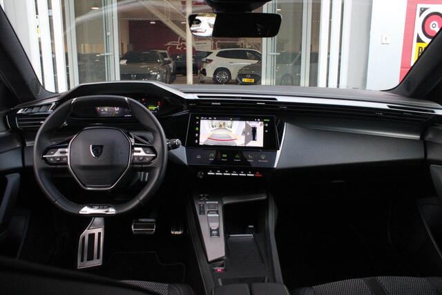 Peugeot 308 SW 1.2 130PK GT | 360° CAMERA | ELEKTRISCH BEDIENBARE ACHTERKLEP | FULL LED KOPLAMPEN | NAVIGATIE | DRAADLOZE APPLE CARPLAY/ANDROID AUTO | DRAADLOZE TELEFOONLADER | LICHTMETALEN VELGEN 18" "BLACK" | DODEHOEK DETECTIE | ADAPTIVE CRUISE CONTROL | KEYLESS EN