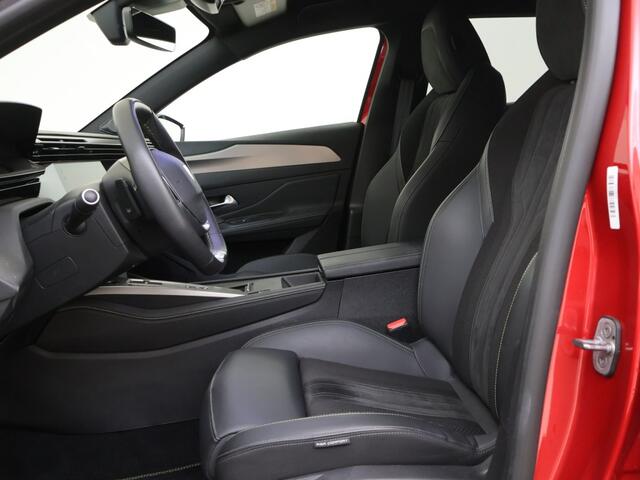 Peugeot 308 1.2 PureTech GT Black Pack 131PK Automaat: Chique, Stoer & Comf