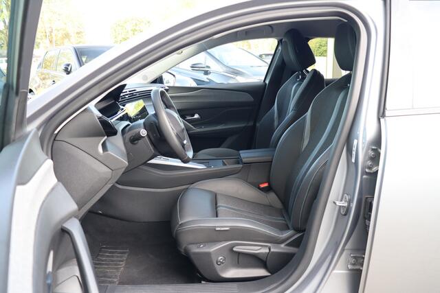 Peugeot 308 SW 1.2 PureTech Allure Automaat | Head-Up | Adap. Cruise | Stoel-/Stuurverwarming | 360 Camera | Elek. Klep