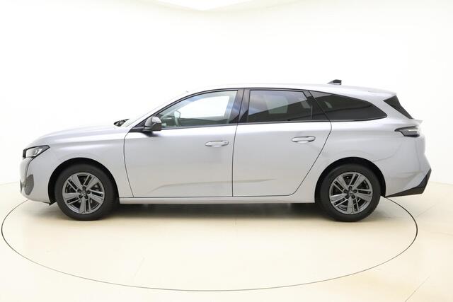 Peugeot 308 SW 1.2 PureTech Allure | Apple carplay/Android auto | Parkeercamera V + A | Electronic climate control | Draadloze telefoonlader | Stoelverwarming | Navigatie | Parkeersensoren V+A |