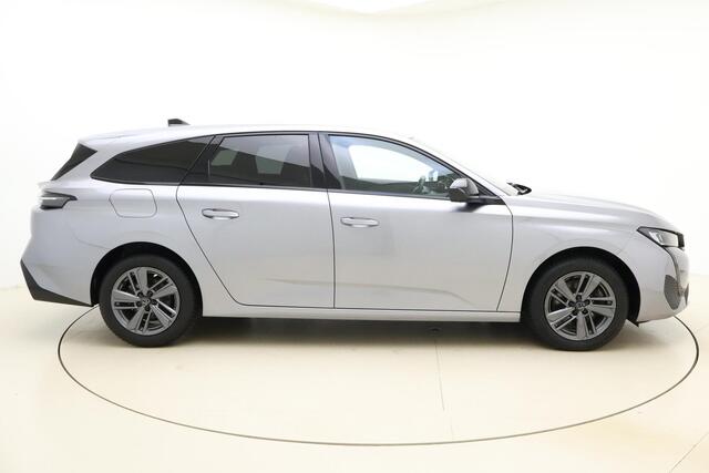 Peugeot 308 SW 1.2 PureTech Allure | Apple carplay/Android auto | Parkeercamera V + A | Electronic climate control | Draadloze telefoonlader | Stoelverwarming | Navigatie | Parkeersensoren V+A |