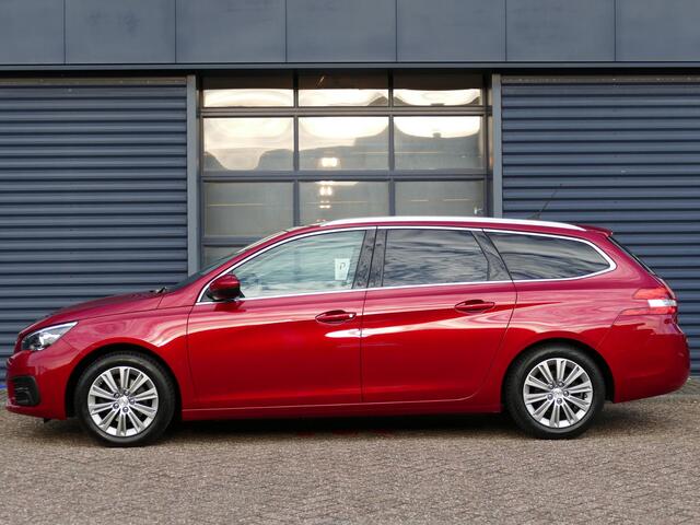Peugeot 308 SW 1.2T Blue Lease Premium | Navigatie | Panorama dak | Stoelverwarming | Climate Control | Camera | Trekhaak | Massage