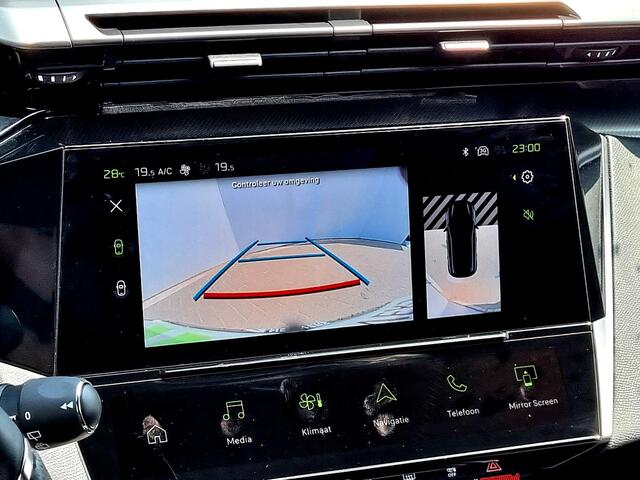 Peugeot 308 Hybrid 136 e-DCS6 GT Automaat / Schuif-/Kanteldak / Navigatie / Rondomzicht Camera / Cruise Control Adaptief / Android Auto/Apple Carplay