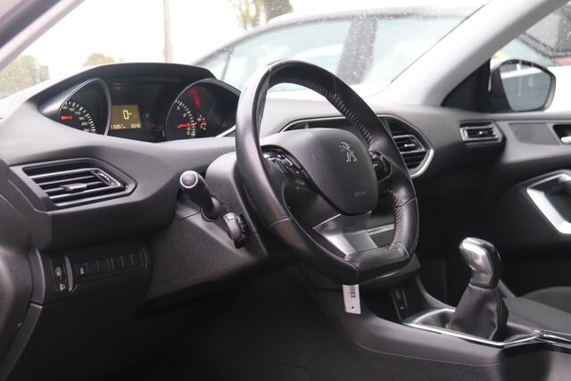 Peugeot 308 1.2 PureTech Active, Cruise, Parkeerhulp