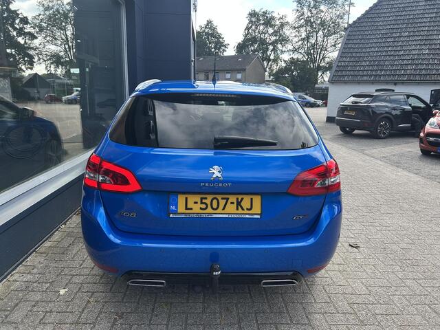 Peugeot 308 1.2 Turbo 130PK GT-line | Panoramadak | Denon HiFi | Trekhaak 1400KG | Alcantara Bekleding + Massage | Stoelverwarming | Navigatie | Keyless Entry | Dode Hoek Bewaking | Climate Control | Cruise Control | 18 Inch Lichtmetalen Velgen |