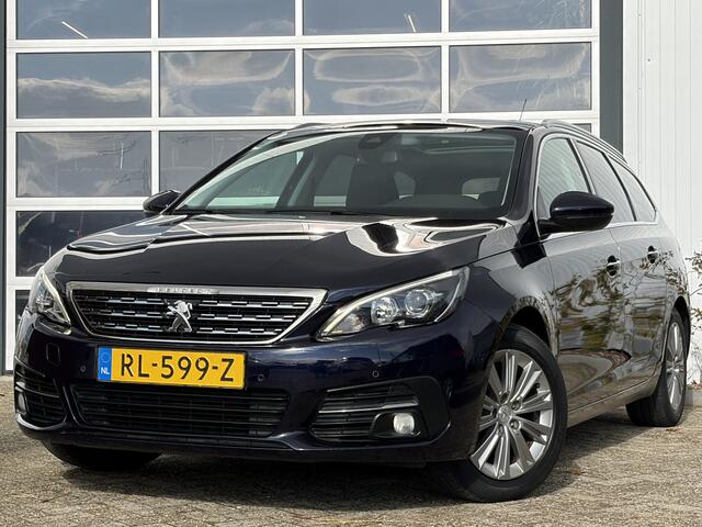 Peugeot 308 SW 1.2 PureTech Blue Lease Premium 131pk | Apple Carplay/Android Auto | Cruise control | Dab | Navigatiesysteem full map | Panoramadak | Trekhaak | Rijdt fantastisch!