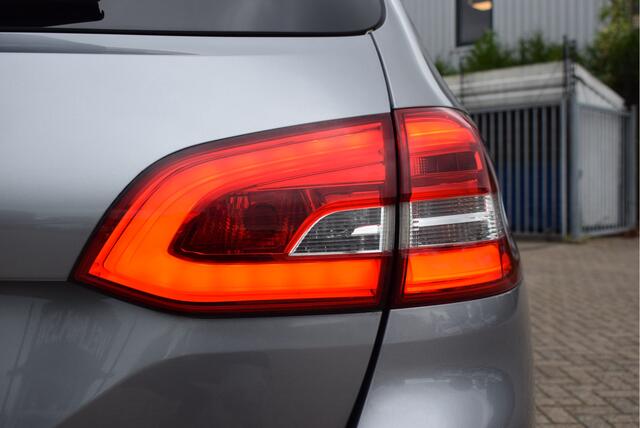 Peugeot 308 SW 1.2 PureTech Allure | Trekhaak | Denon Audio | Panoramadak