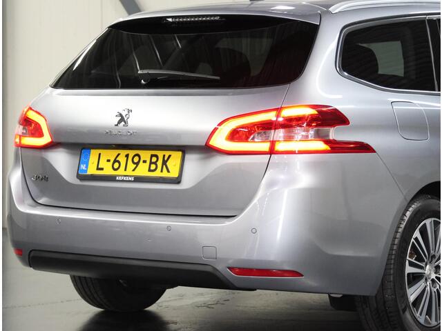 Peugeot 308 SW 1.2 130PK Blue Lease Allure | AppleCarPlay/AndroidAuto | 16"LMV | Navigatie | Cruise Control | Climate Control | Camera | Armsteun | Keyless | Privacy Glass | Isofix |
