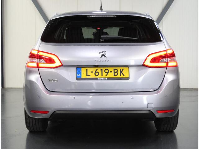 Peugeot 308 SW 1.2 130PK Blue Lease Allure | AppleCarPlay/AndroidAuto | 16"LMV | Navigatie | Cruise Control | Climate Control | Camera | Armsteun | Keyless | Privacy Glass | Isofix |