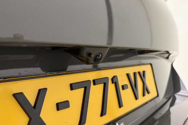 Peugeot 308 SW 1.2T GT 130pk Automaat | Alcantara bekleding | AGR bestuurdersstoel | Adaptive Cruise Control | Matrix LED | Massage | Stoelverwarming | Navigatie | Climate Control | Camera | Keyless Entry & Start