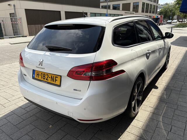 Peugeot 308 SW 1.2 PureTech GT-line PANO/AUTOMAAT/NAVI/CLIMA