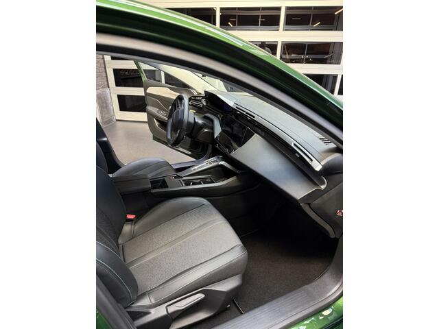 Peugeot 308 1.6 HYbrid 180 Allure Pack Business