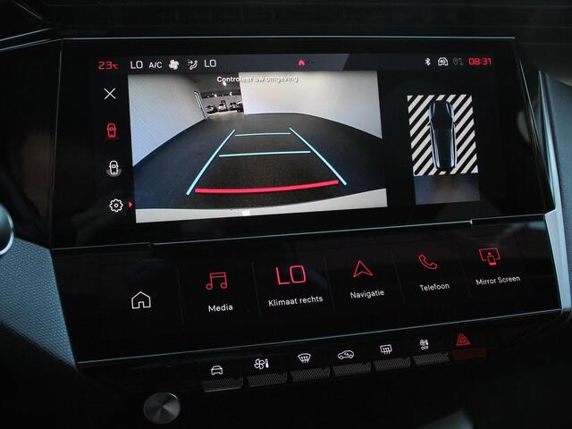 Peugeot 308 1.2 PureTech GT Climate control Adaptive cruise control Parkeersensoren Achteruitrijcamera Navigatie DEMO Voorstoelen verwarmd LED Apple Carplay/ Android Auto