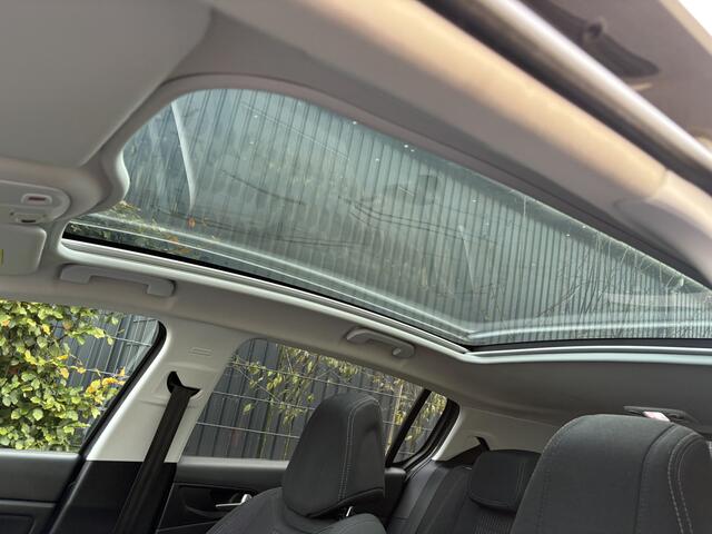 Peugeot 308 1.2 PureTech Blue Lease Premium / PANORAMADAK / NAVI / AIRCO / CRUISE