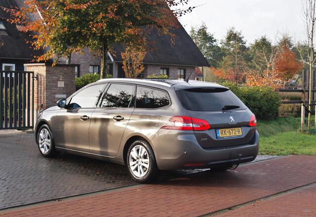 Peugeot 308 SW 1.2 PureTech Blue Lease Executive | Nieuwe Motor | Panoramadak | Apple Carplay | Trekhaak |