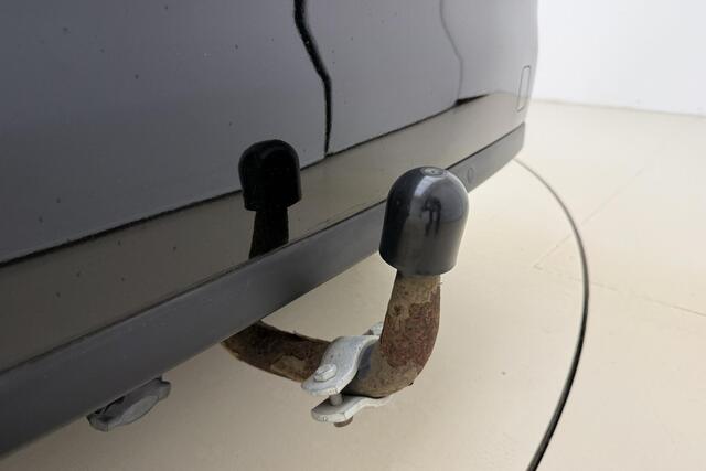 Peugeot 308 1.2 130pk Allure | Trekhaak | Navigatie | Apple Carplay/Android Auto | Panoramadak | Camera | Parkeersensoren v+a | Climate en Cruise Control