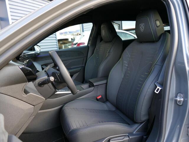 Peugeot 308 SW 1.6 Plug-in Hybrid 195 GT | NIEUW MODEL! | 85km EV Actieradius WLTP | 360° Camera | Matrix LED | Apple Carplay/Android Auto | Adaptive Cruise Control | Drive Assist | Elektrische kofferklep | Active Sport Sound | Verlichte grill & logo