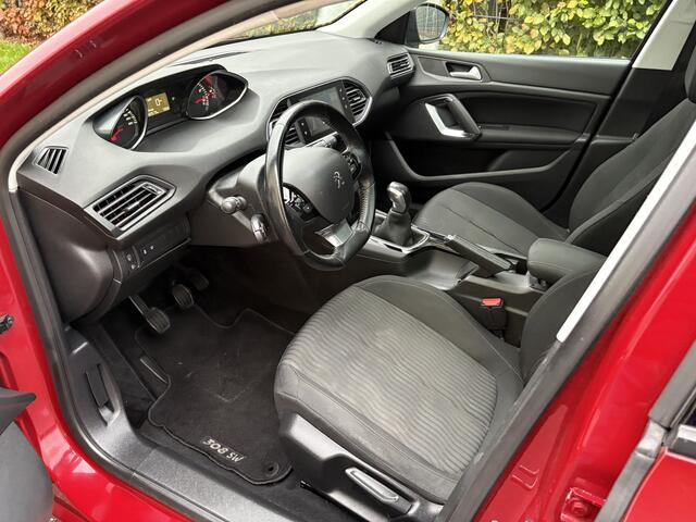 Peugeot 308 SW 1.2 PureTech Blue Lion / NAVI / CRUISE / PANORAMADAK / 122dkm! NAP!