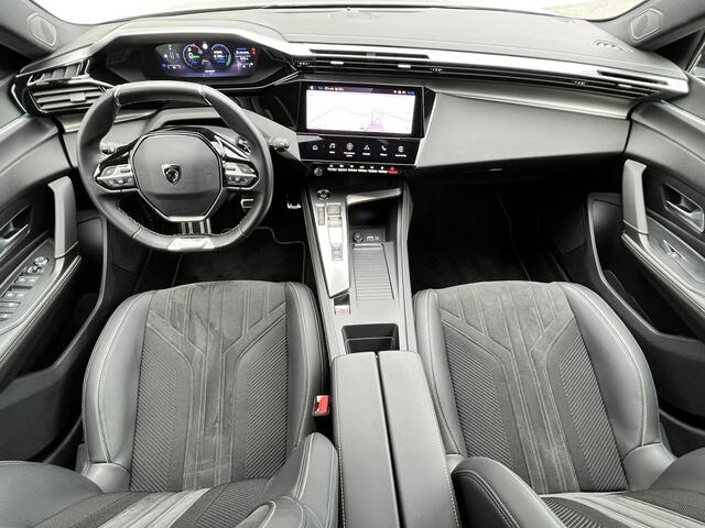 Peugeot 308 1.6 Hybrid 225 GT Automaat Plug-In Hybride / Trekgewicht 1500 kg / Climate control / Leder Alcantara / Drive Assist pakket / Adaptief cruise control / Dode hoek detectie / Keyless / Camera 360° / Parkeersensoren / LED / Navigatie i-Connected Advanced /