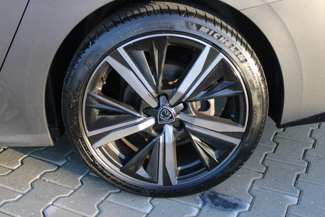 Peugeot 308 SW 1.2 PureTech GT | Incl. 12 maanden garantie | Adaptieve cruise control | Climate control | Apple carplay | Massage stoelen | Stoel/stuurverwarming | Lane assist | 360° camera | Navigatie | DAB |