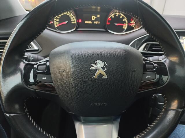 Peugeot 308 1.2 PureTech Allure AUTOMAAT