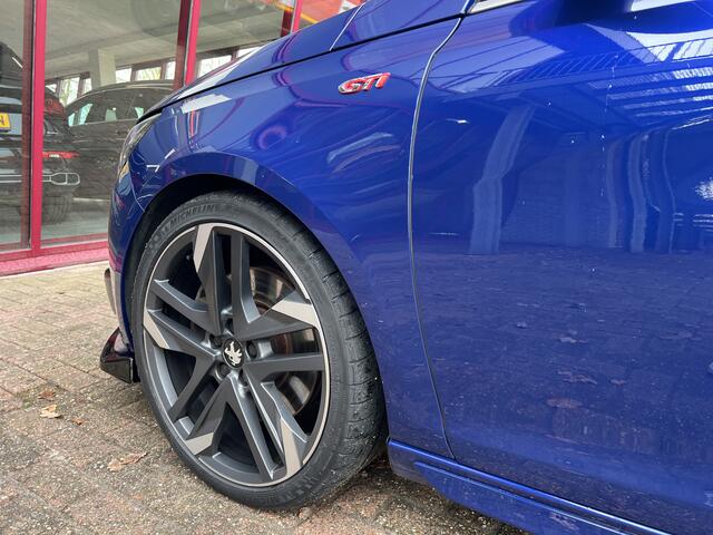 Peugeot 308 1.6 e-THP GTi 250 | NL. auto | Massage | Denon | Camera | CC |