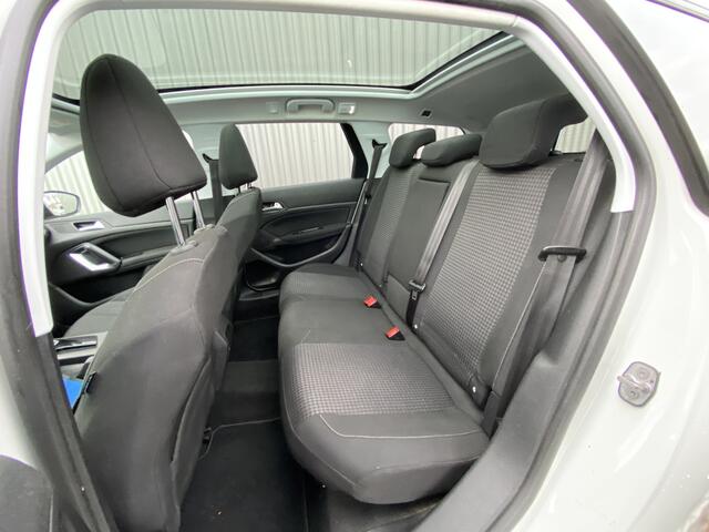 Peugeot 308 SW 1.2 PureTech Blue Lease Executive 168Dkm.NAP, Clima, Navi, Pano, CC, PDC, LM, nw. APK - Inruil Mogelijk -