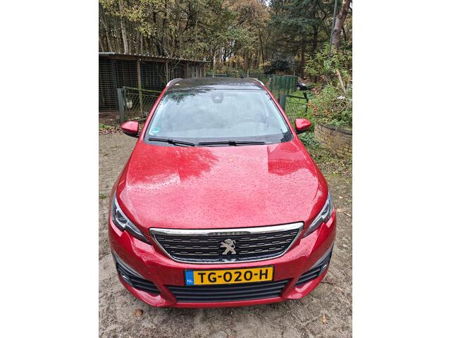 Peugeot 308 SW 1.2 PureTech Allure, ORGINEEL NEDERLANDSE AUTO,BOEKJES,NAP EN ONDERHOUDSHISTORIE