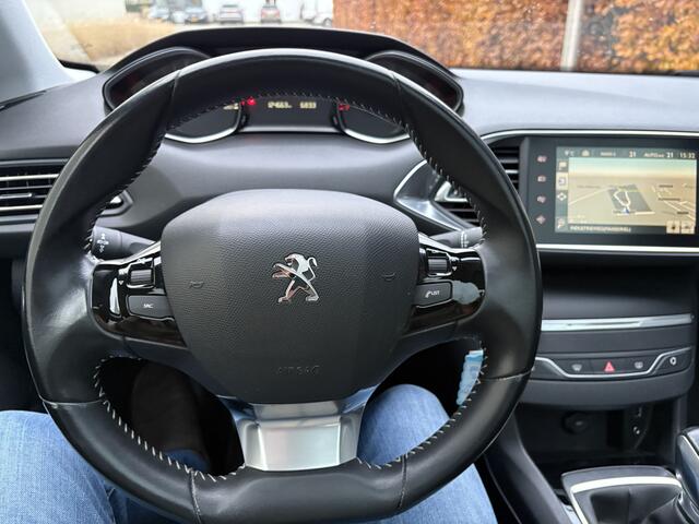 Peugeot 308 SW 1.2 PureTech Blue Lease Executive / NAVI / CRUISE / PANORAMADAK