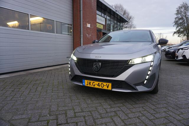 Peugeot 308 SW 1.2 PURETECH NOV 2022 ANDROID-APPLECARPLAY NAVI DIGITALE COCKPIT FULL LED 4X ALL SEASON BANDEN ECC AIRCO CRUISECONTROL RIJSTROOKSENSOR BLUETOOTH PARKEERSENSOREN ENZ...