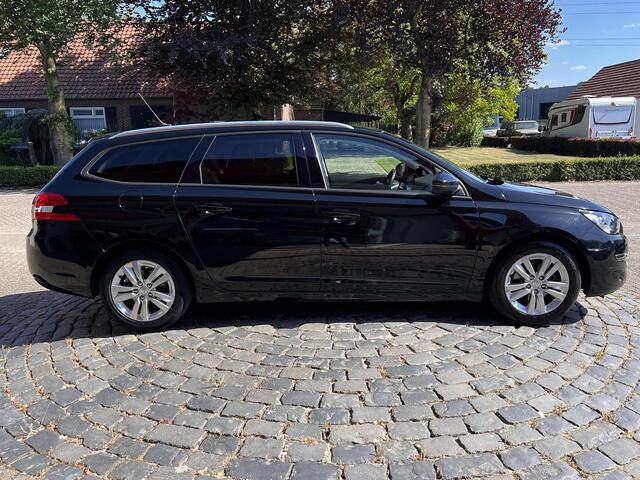 Peugeot 308 SW 1.2 PureTech Blue Lion | 16" LMV | PanoDak | PDC V+A | Navi | All-in rijklaarprijs