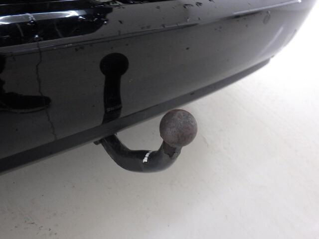 Peugeot 308 SW 1.2 PureTech Blue Lease Active Airco Navi Carplay PDC Achter Trekhaak Lichtmetalen velgen Cruise Control Distr. riem reeds vervangen! APK 01-2027