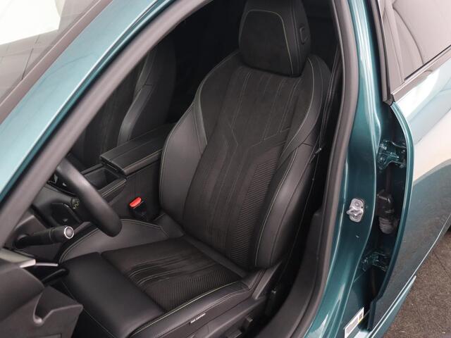 Peugeot 308 1.6 Plug-in Hybrid 225 GT | Stoelverwarming | 360 Camera | Leder/Alcantara | Massage | Matrix LED | Carplay | Keyless | Navigatie | Adaptive cruise | PHEV