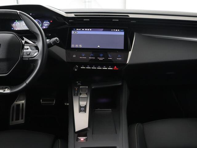 Peugeot 308 1.6 Plug-in Hybrid 225 GT | Stoelverwarming | 360 Camera | Leder/Alcantara | Massage | Matrix LED | Carplay | Keyless | Navigatie | Adaptive cruise | PHEV