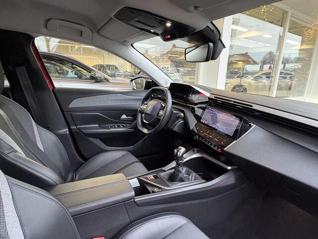 Peugeot 308 1.2T 130pk Allure | Achteruitrijcamera | Navigatie | Climate Control | Privacy Glass | Lichtmetalen velgen | Cruise Control