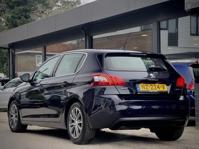Peugeot 308 1.2 Allure LEDER NAVI CAMERA LED LMV PDC