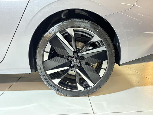 Peugeot 308 SW 1.6 Plug-in Hybrid 195 GT