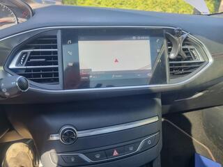 peugeot-308-sw-puretech-130-gt-line