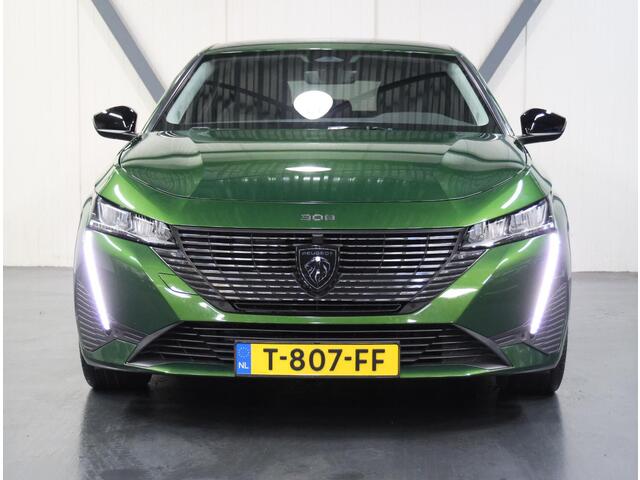 Peugeot 308 130PK Allure | AppleCarPlay/AndroidAuto | Adaptive Cruise Control | LEER/Stof | Camera | Keyless | LED lampen | Navigatie | 17"LMV | Armsteun | Keyless | Privacy Glass | Isofix |