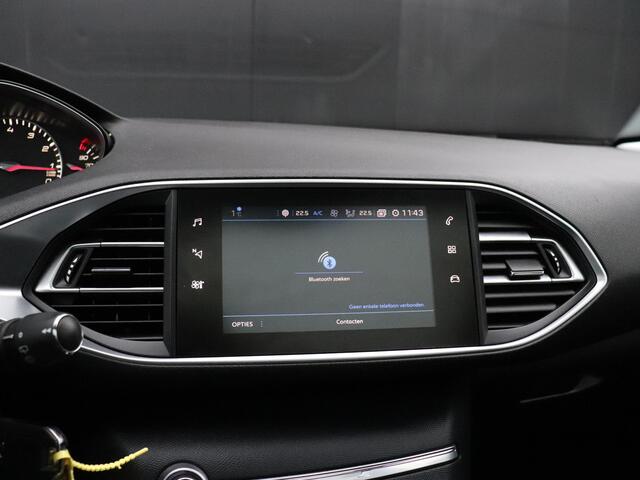 Peugeot 308 1.2 PureTech Blue Lease Executive Avantage | PANO | PDC | CRUISE | NAVI | APPLE CARPLAY |