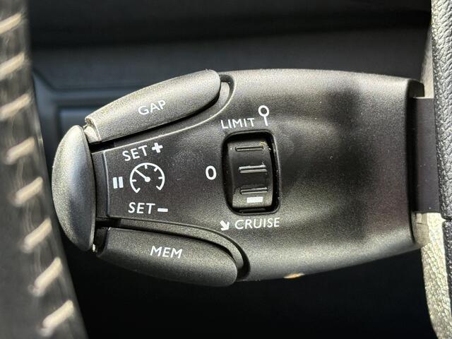 Peugeot 308 SW BWJ 2018 | 1.2PT 111PK Executive | LEER | PANO DAK | CLIMA | NAVI | CRUISE |