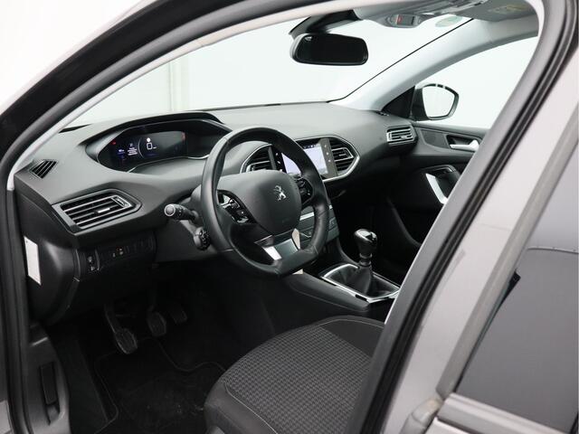 Peugeot 308 SW 1.2 PureTech Blue Lease Active/ lage km!