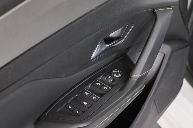 Peugeot 308 1.6 Plug-in Hybrid 180 GT-Line 360camera, DAB, Alcantara,
