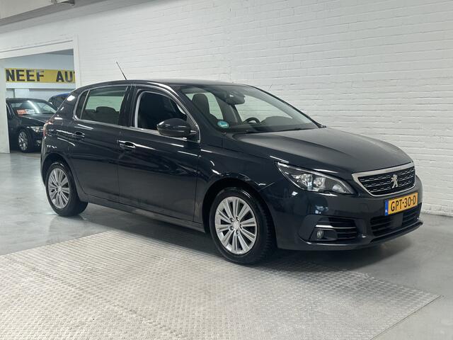 Peugeot 308 SW 1.2 PureTech Allure CLIMA/ CRUISE/ NAVI / ELK.PAKKET Dis.rim bij 95951km vervangen