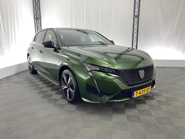Peugeot 308 1.2 PureTech GT | Apple carplay | Rondom camera | 18 inch | Verwarmd stuur, stoel, voorruit | LED