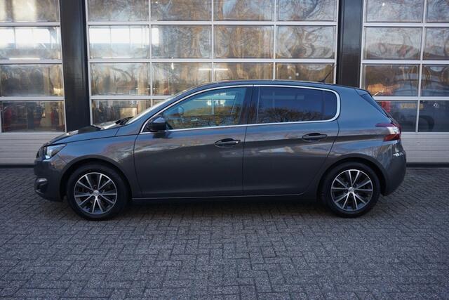 Peugeot 308 1.2 PureTech Allure Panoramadak/Trekhaak!
