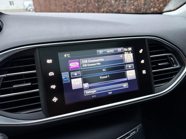 Peugeot 308 SW 1.2 PureTech Blue Lease Premium / LEER / XENON / NAVI / 124dkm! NAP!