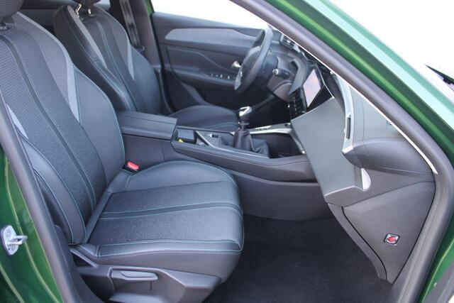 Peugeot 308 1.2 PureTech 130pk Allure Pack Airco Navi Camera Carplay Super mooi en vol!!!!!