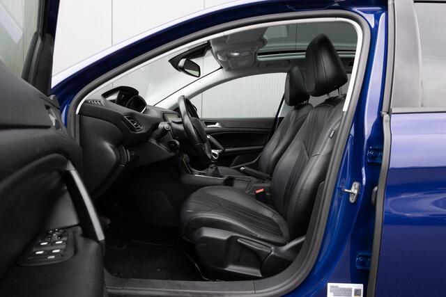 Peugeot 308 SW 1.2 | PANO | LEDER | TREKHAAK | NL- AUTO