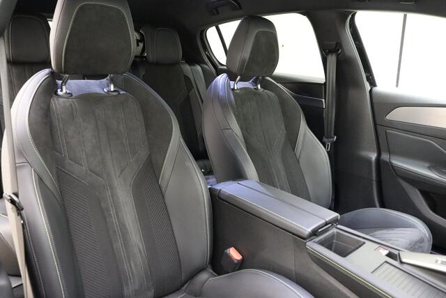 Peugeot 308 1.6 Plug-in Hybrid 180 GT | Apple Carplay/Android Auto | Achteruitrijcamera | Dodehoekdetectie | Electronic Climate Control | Navigatie Systeem Full Map |